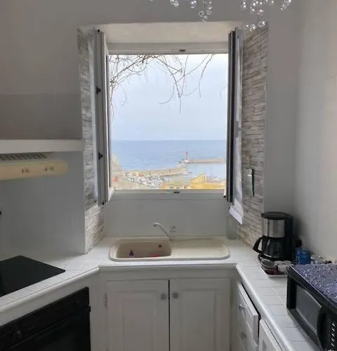 Апартаменты Cote Vieux Port Бастия