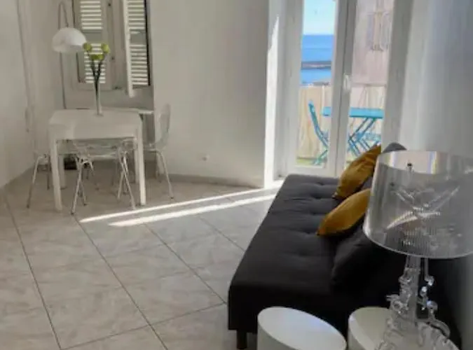 Апартаменты Cote Vieux Port *